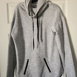 Women's CHAMPION sweater NWOT